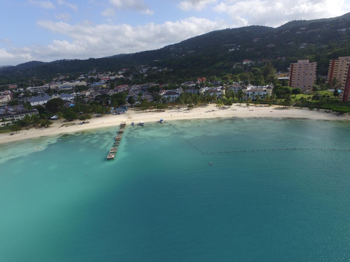 Sandcastles Beach Resort Ocho Rios Esterno foto