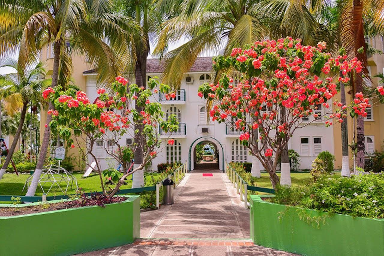 Sandcastles Beach Resort Ocho Rios Esterno foto